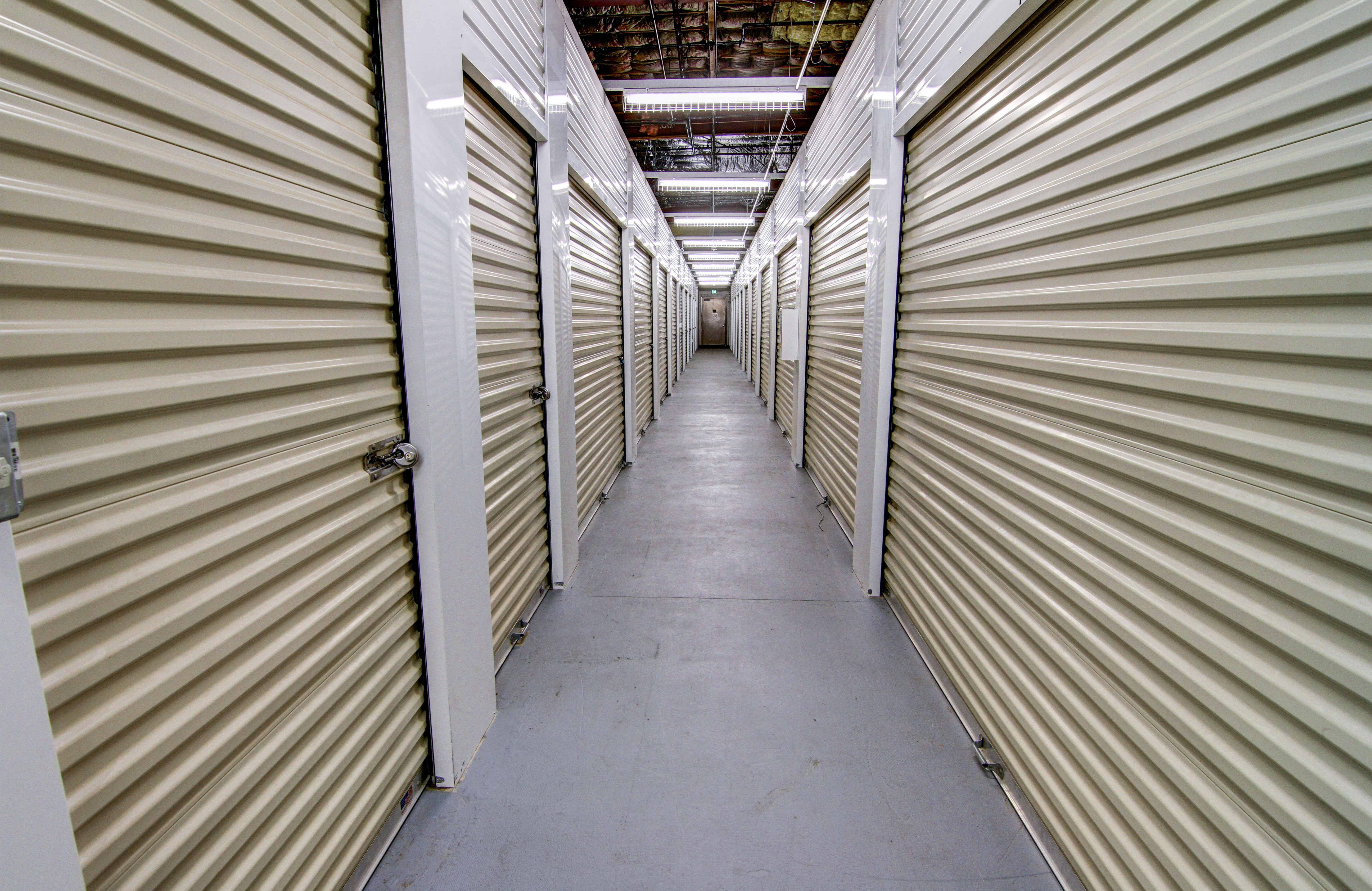 StaxUP Storage - Sun City Photo