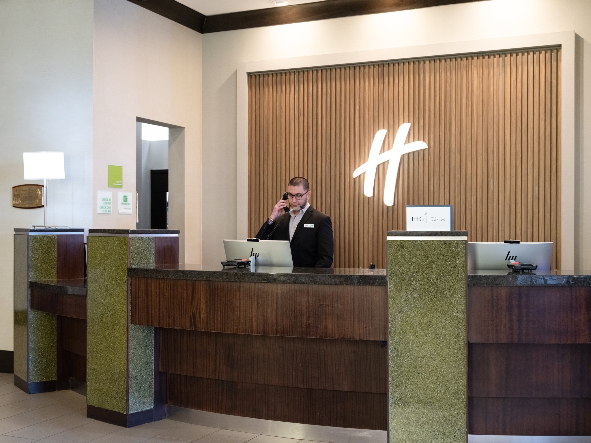 Holiday Inn & Suites Chicago Northwest - Elgin by IHG Image