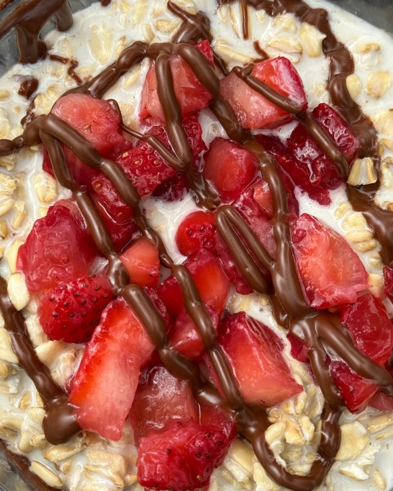 Strawberry Nutella Oats