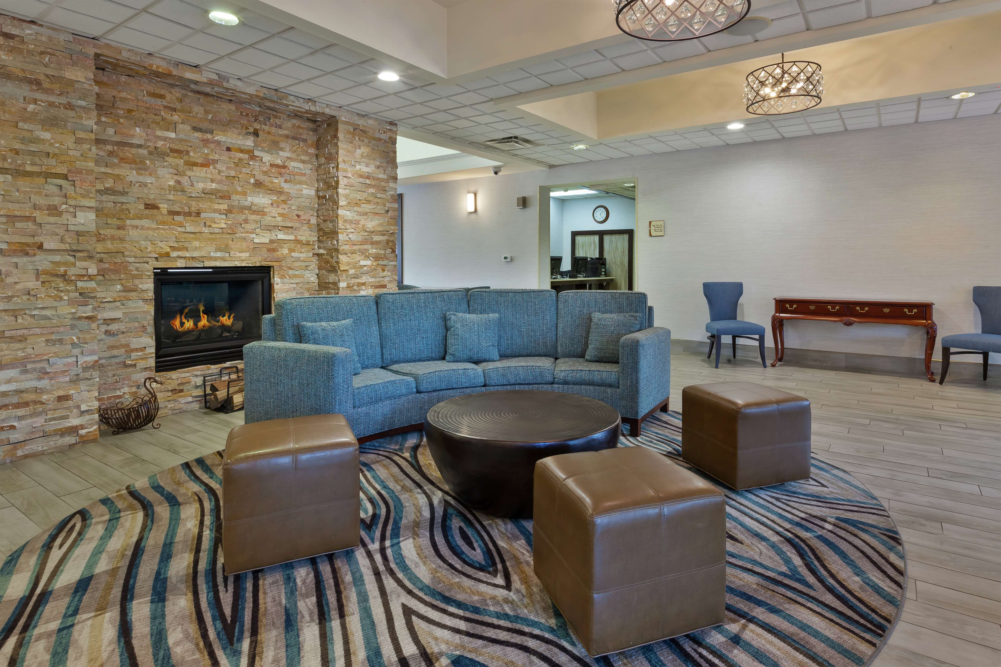 Homewood Suites by Hilton Chesapeake-Greenbrier Photo