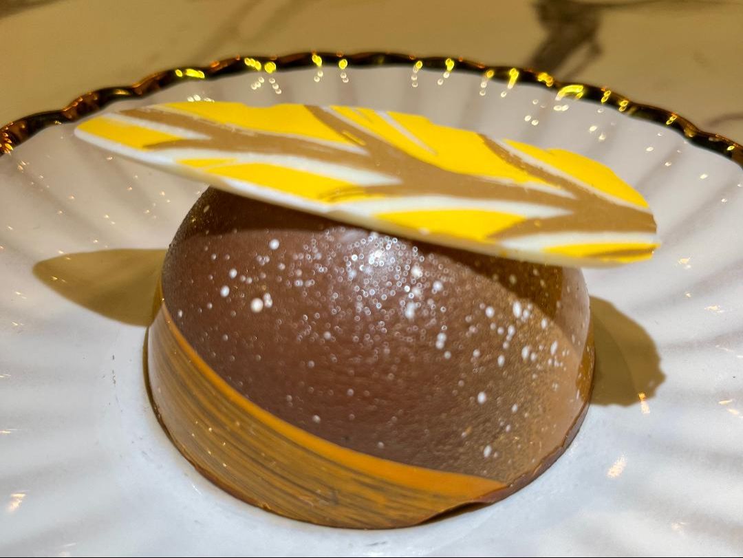 CREME BRULEE RASPBERRY DOME