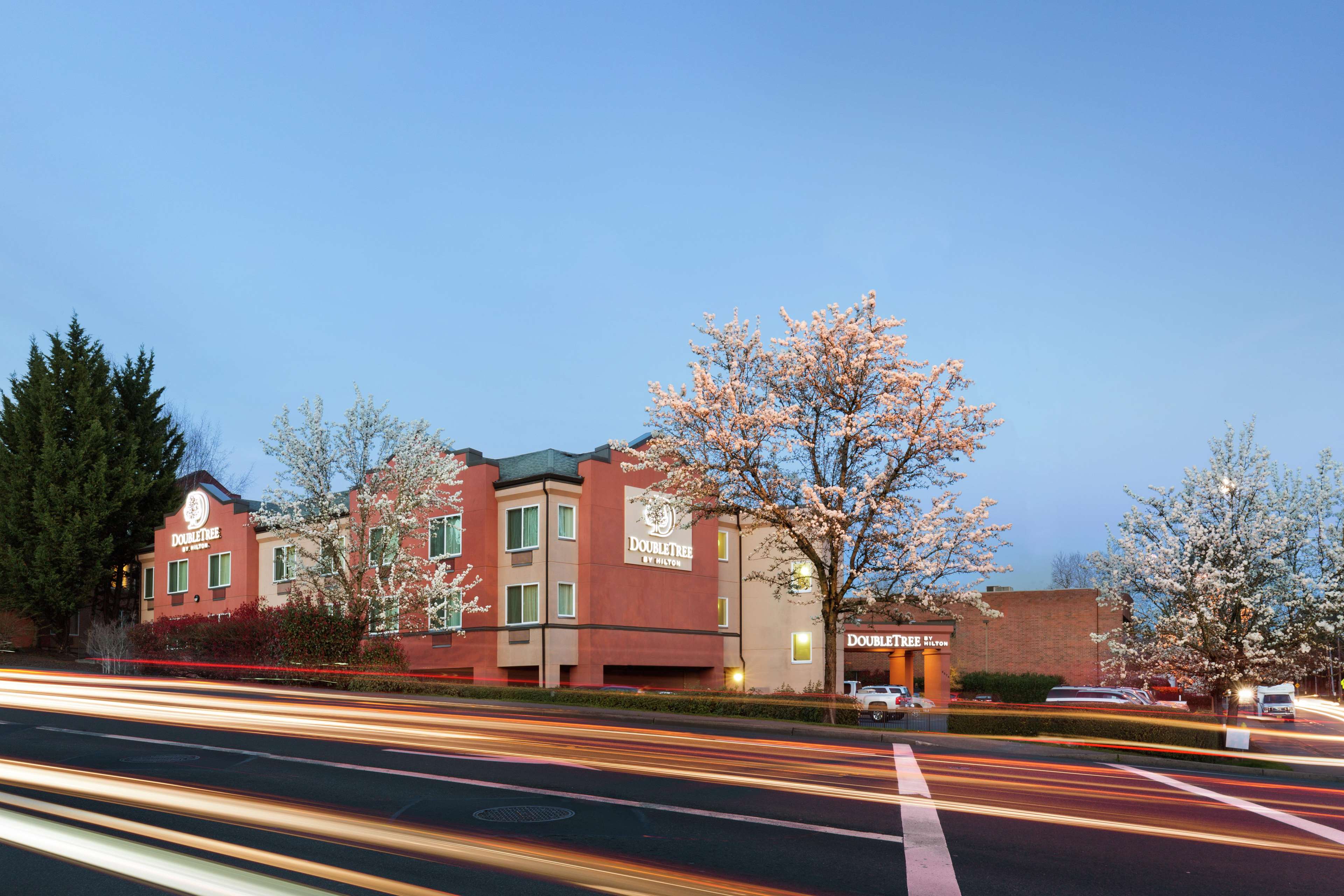 DoubleTree by Hilton Hotel Portland - Tigard Photo