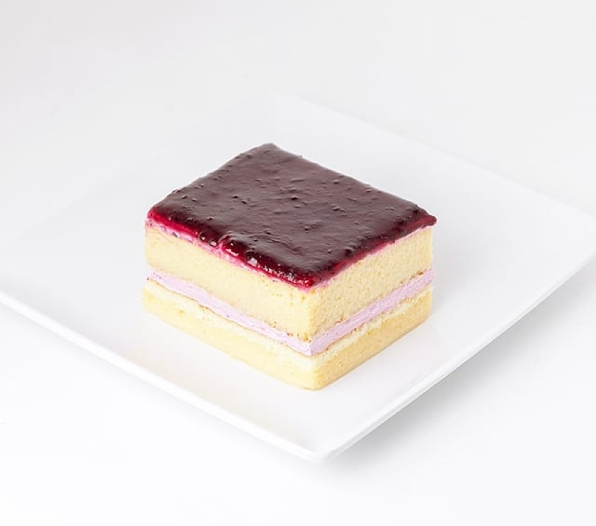 Tres Leches Mora
