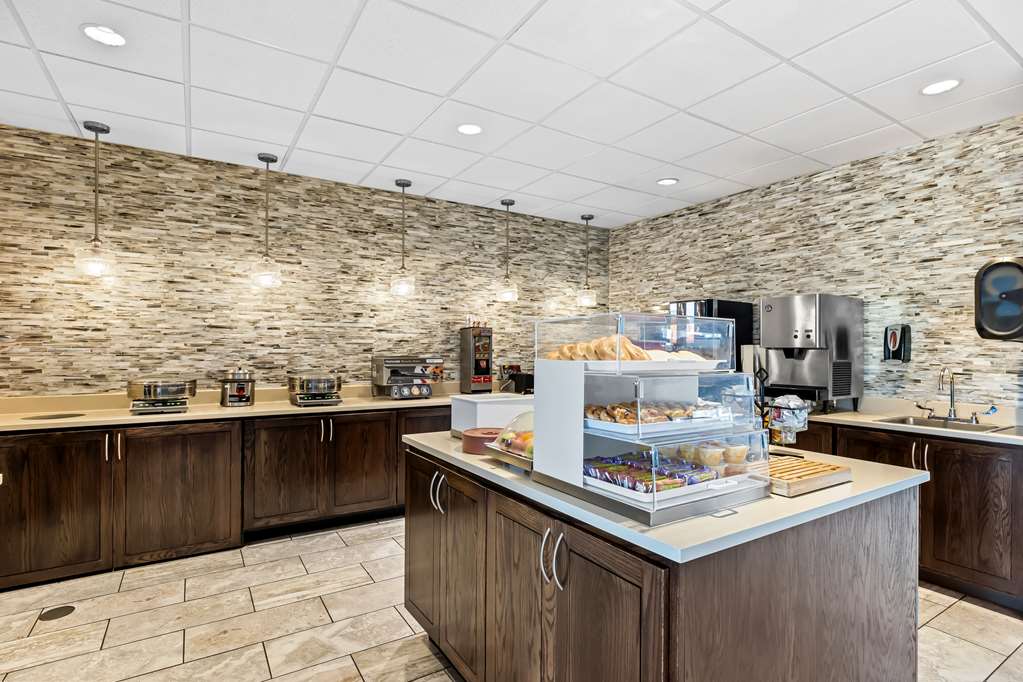 Best Western Plus Bolivar Hotel & Suites Image