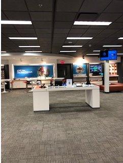 AT&T Store Photo