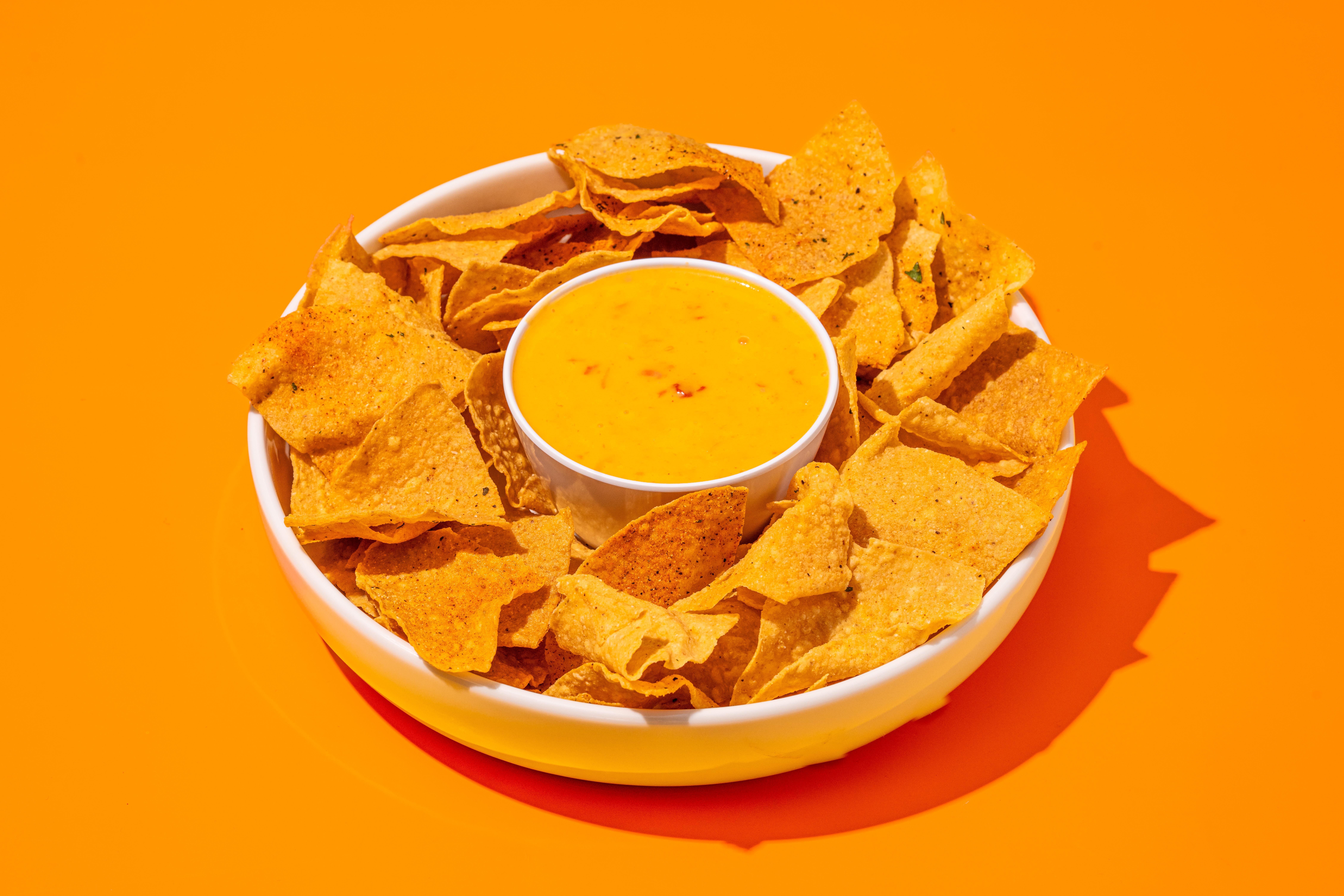 Queso & Chips