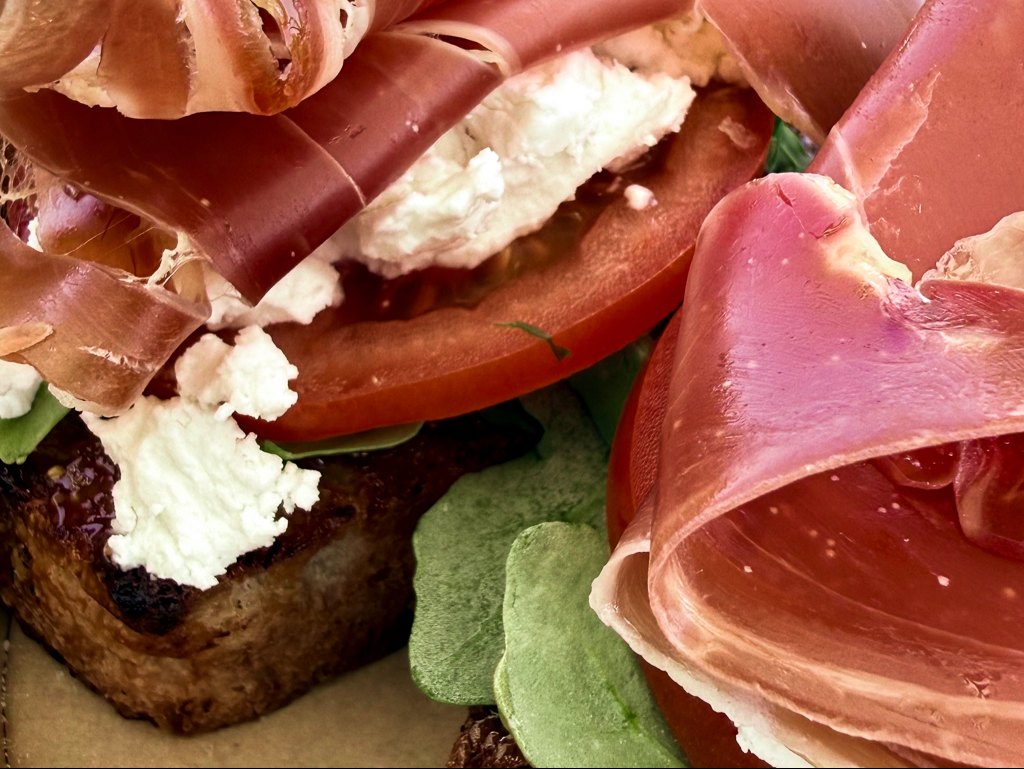 Prosciutto Tartine
