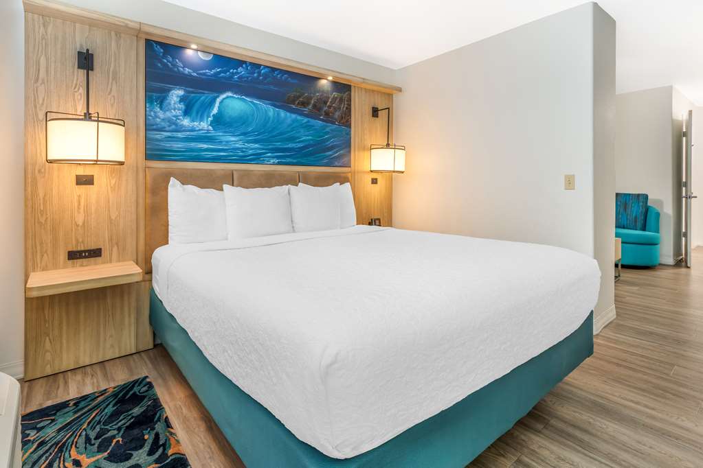 Best Western Plus Capitola By-the-Sea Inn & Suites Image