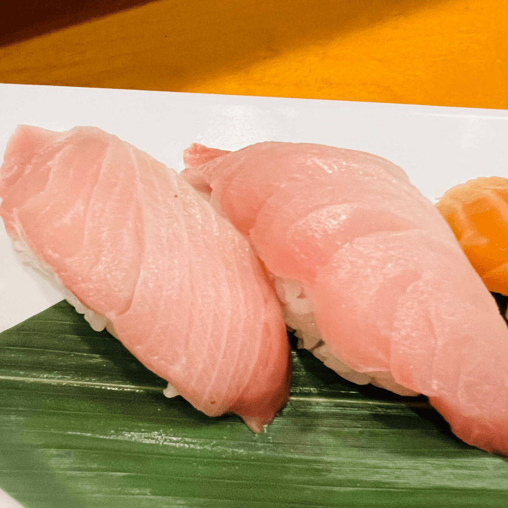 Hamachi Nigiri