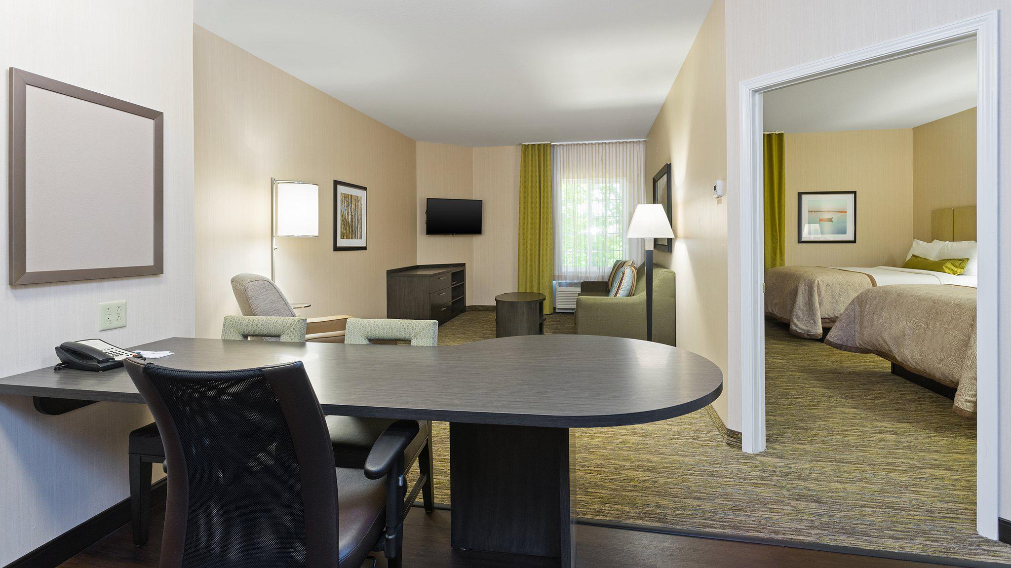 Candlewood Suites Grove City - Outlet Center Photo