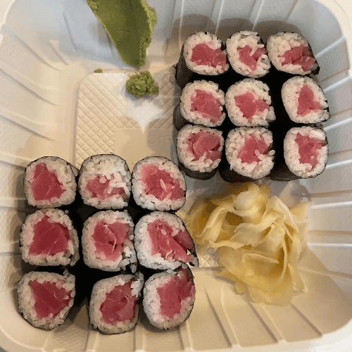 Tuna Roll (8pcs)