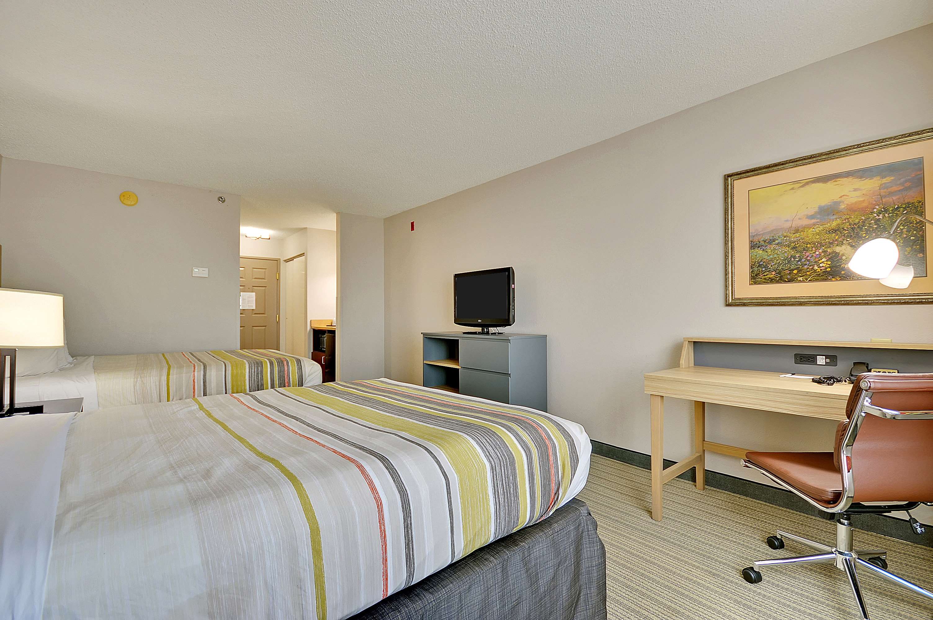 Country Inn & Suites by Radisson, Charleston North, SC Photo