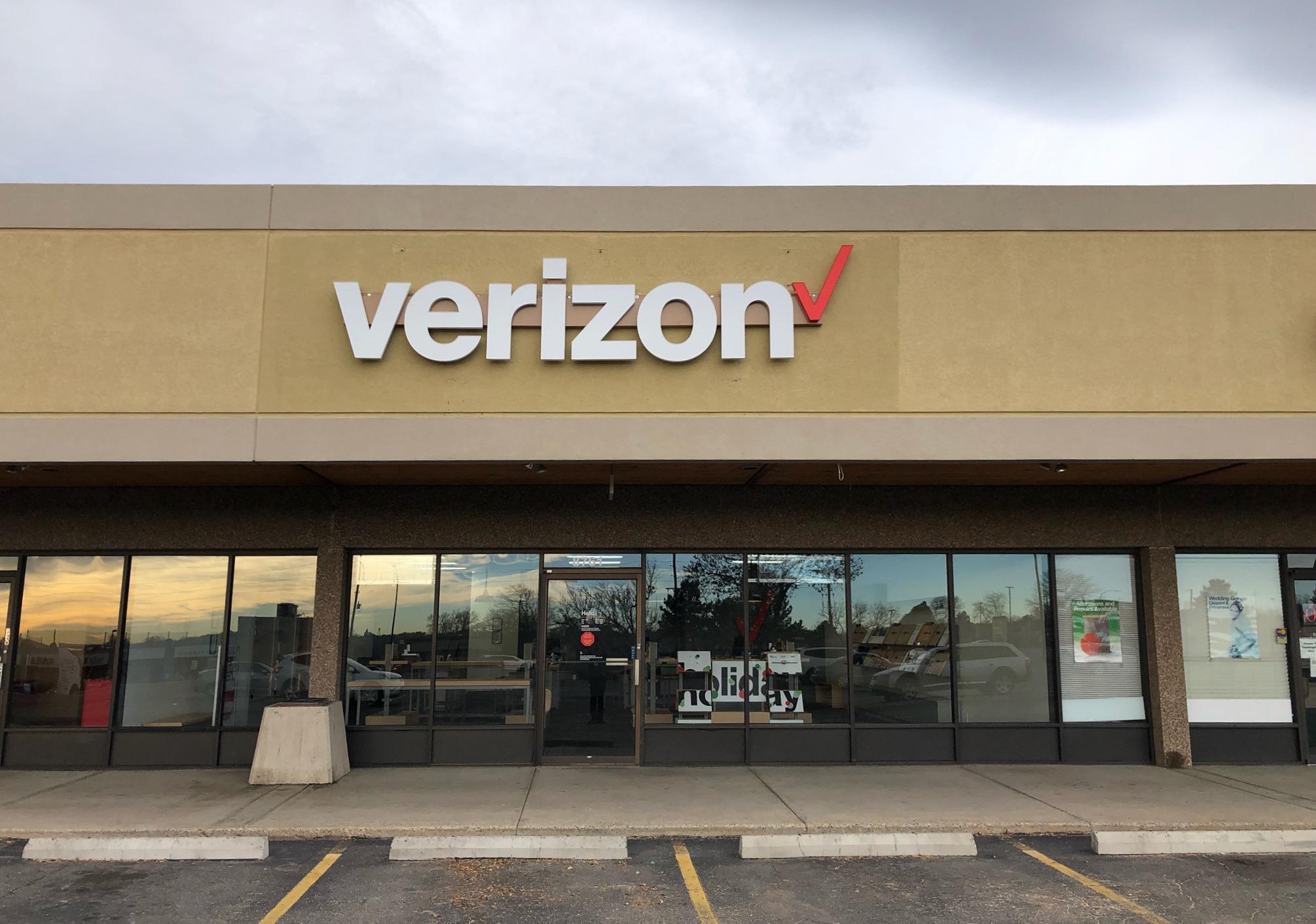 Cellular Plus, Verizon Authorized Retailer Photo