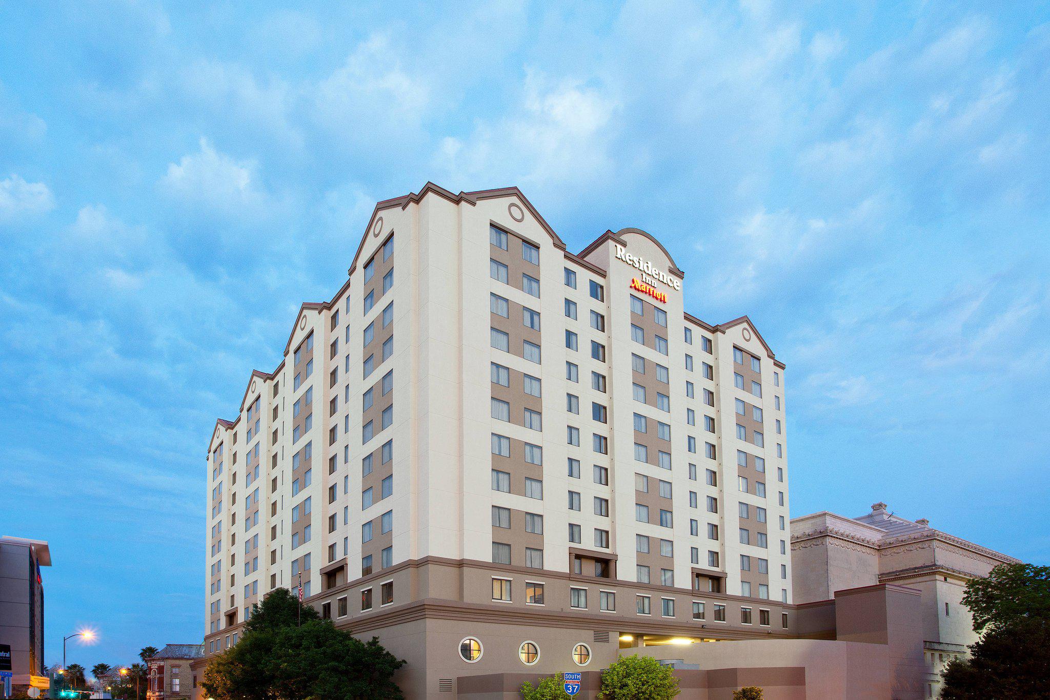 Residence Inn by Marriott San Antonio Downtown/Alamo Plaza Photo