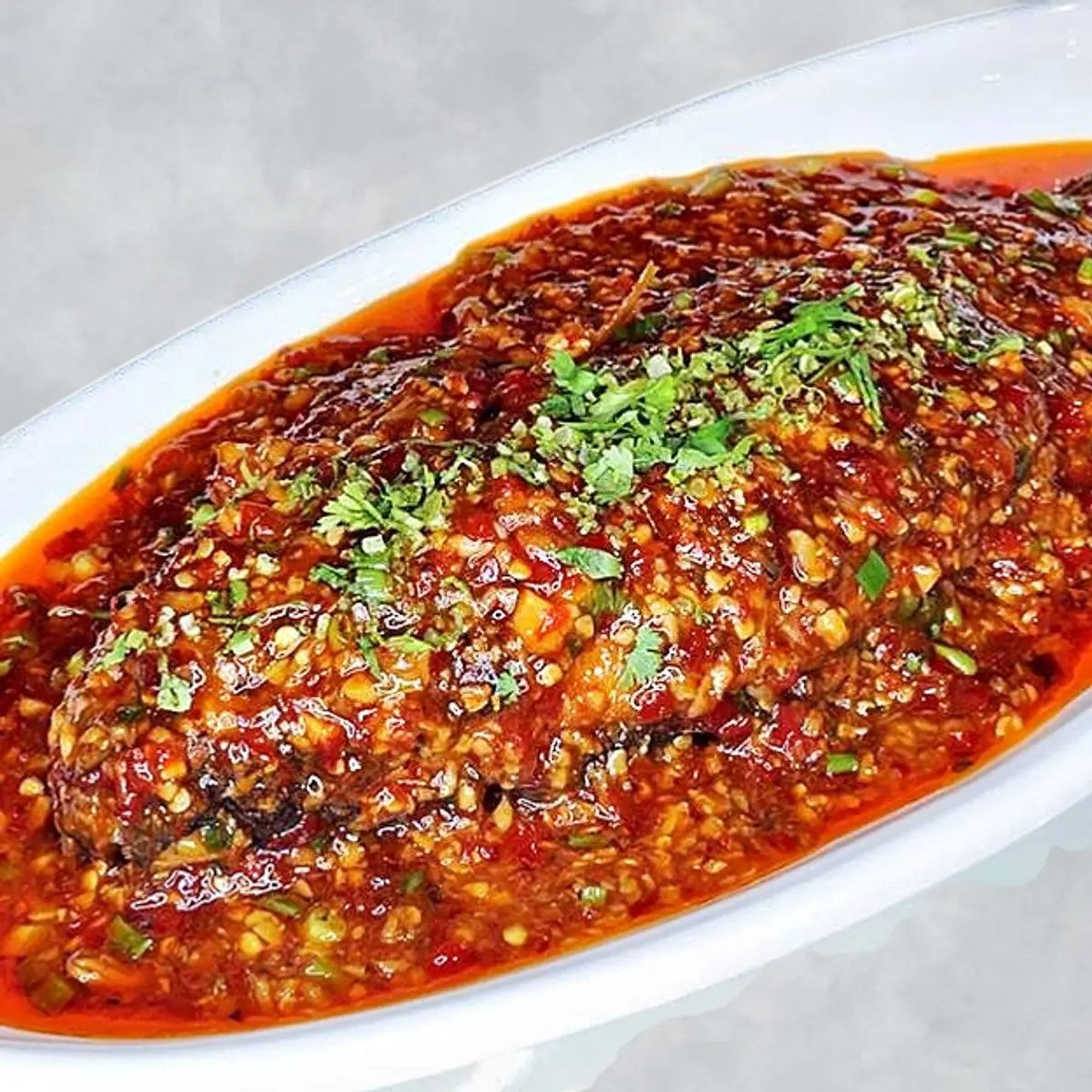 Whole Fish with Spicy Soybean Sauce 豆瓣活鱼
