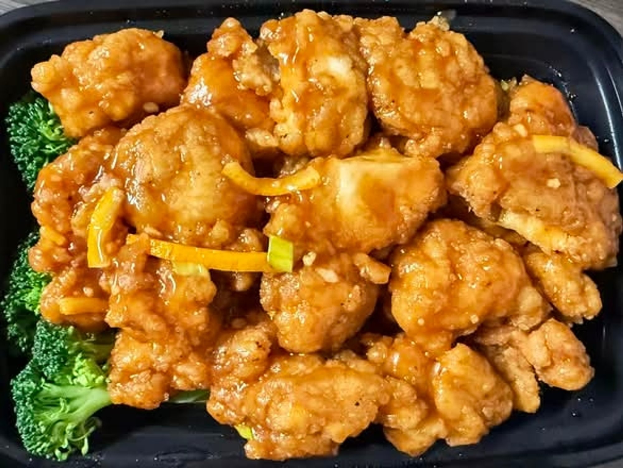 Orange Chicken Combo Platter / 橙皮鸡套餐
