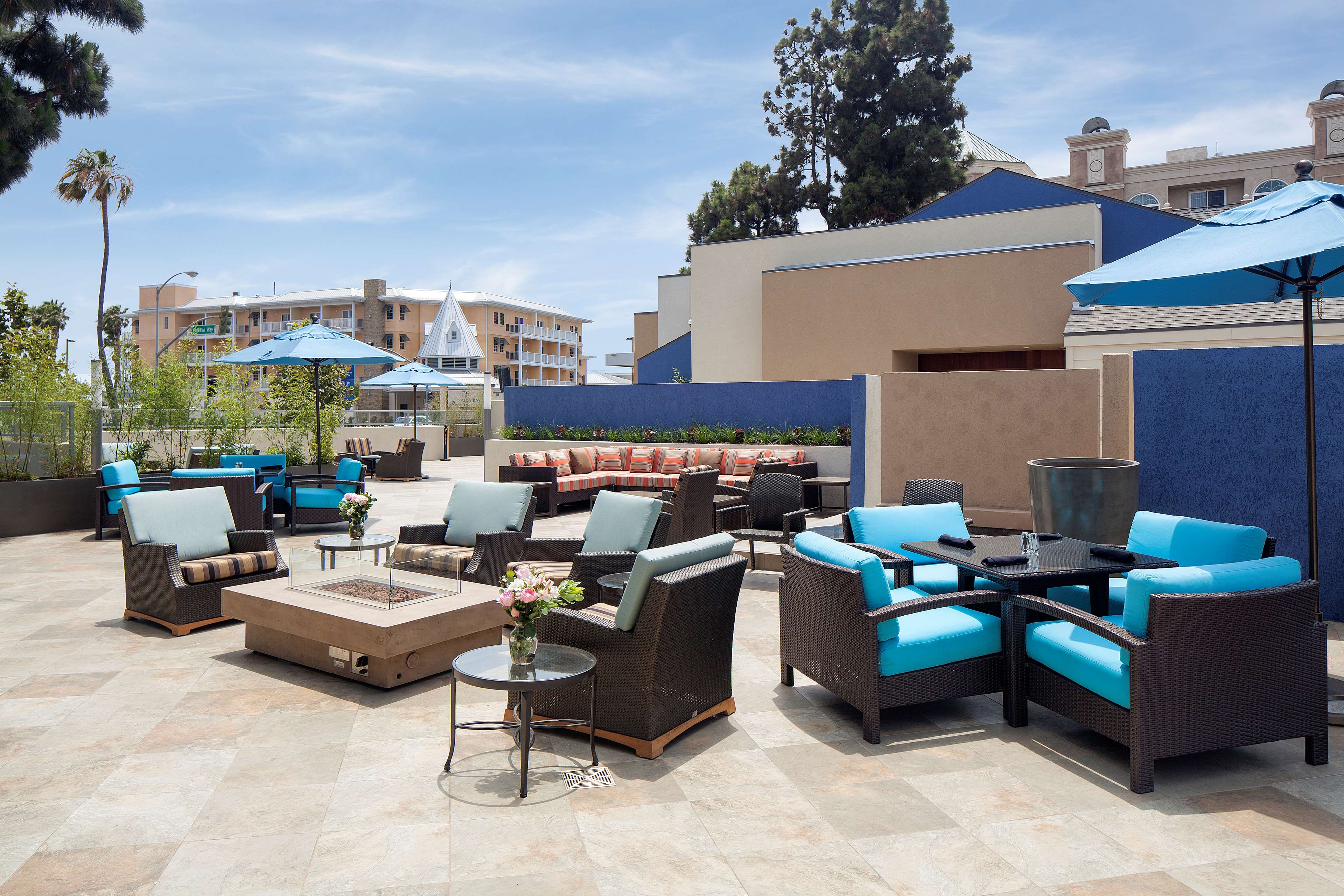 Hilton Garden Inn Los Angeles Marina Del Rey Photo