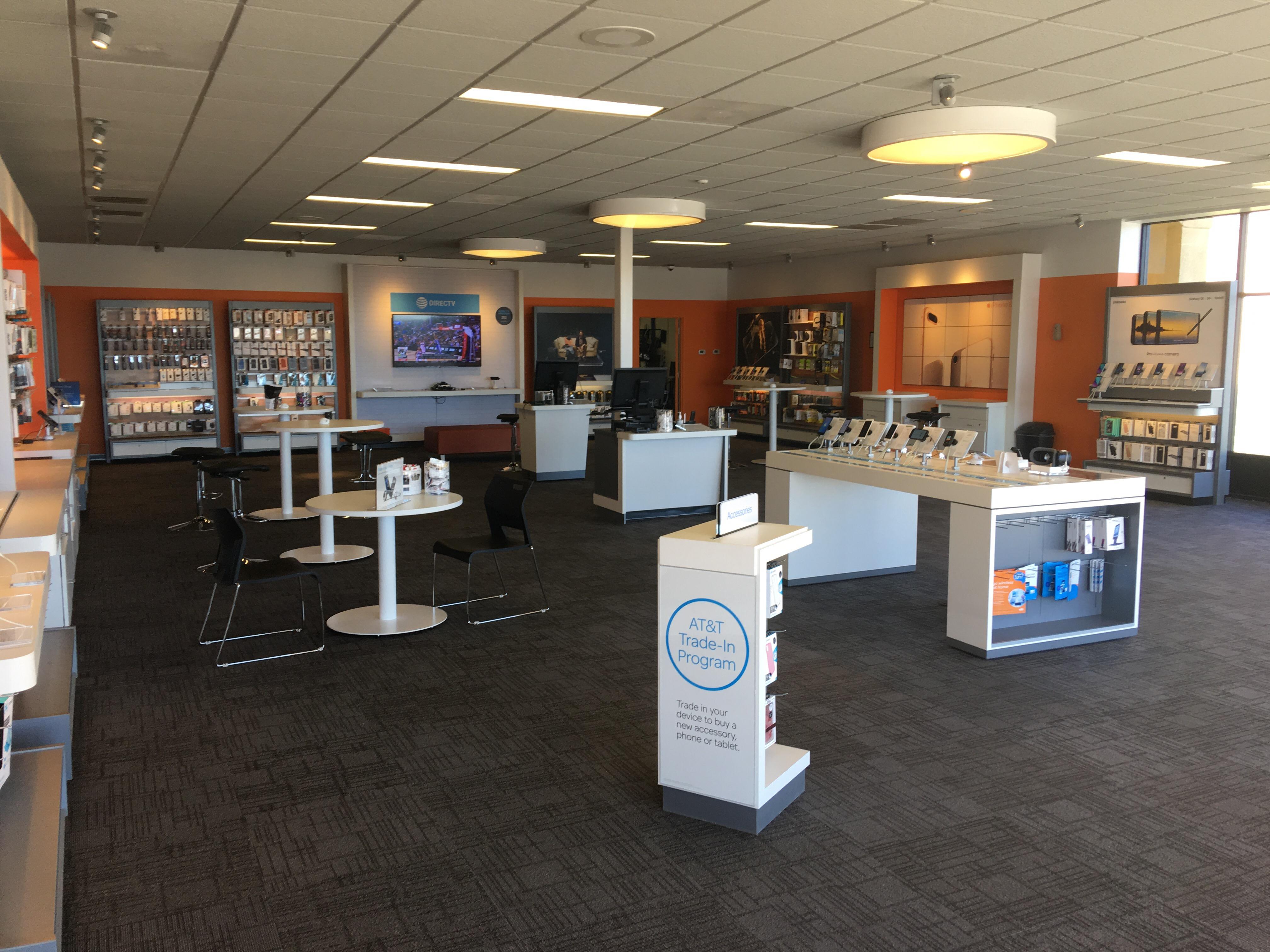 AT&T Store Photo