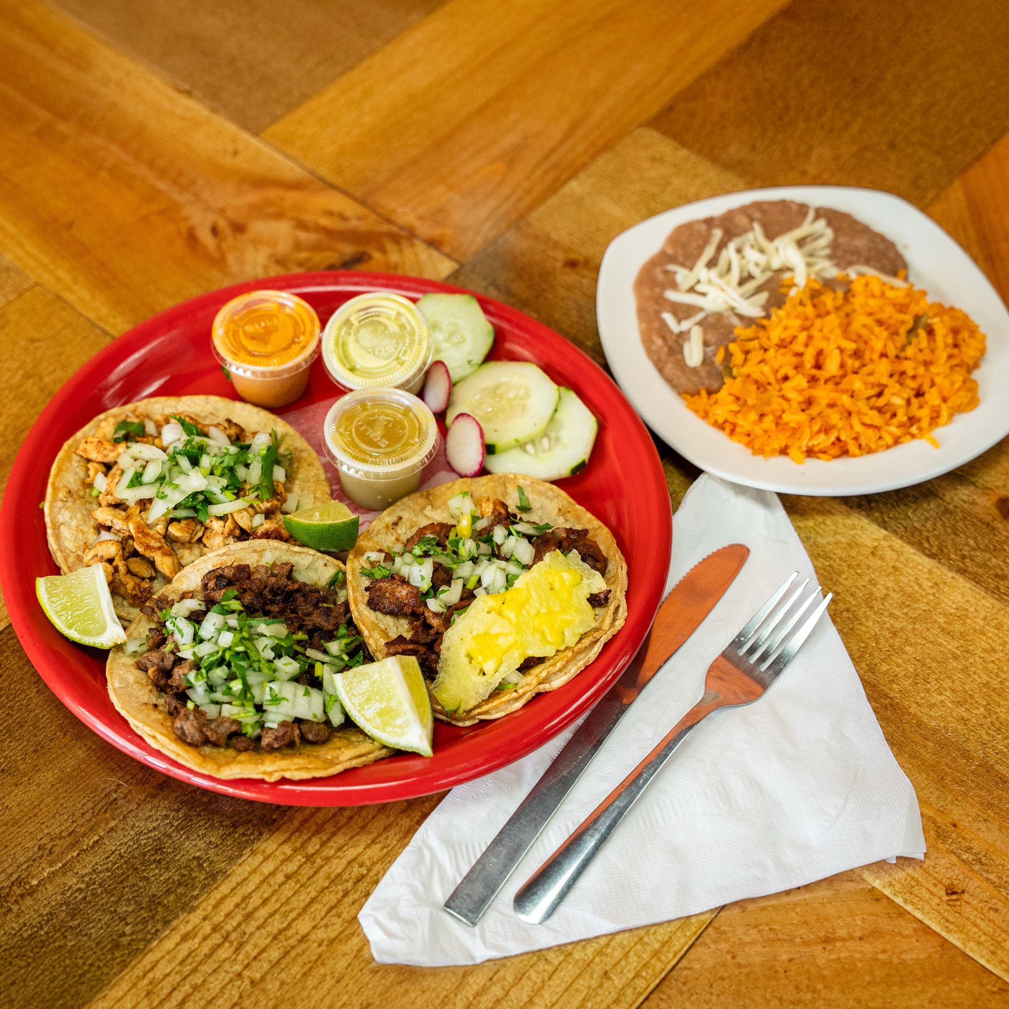 Carnales Tacos