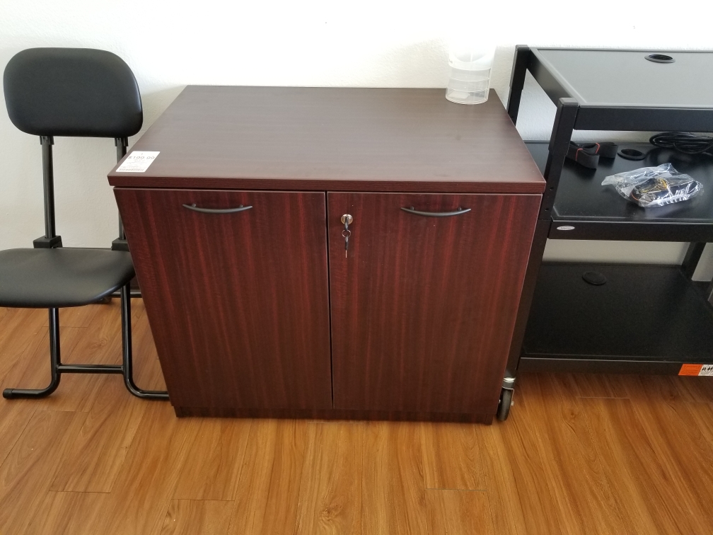 Discounted Office Furniture Plus Photo