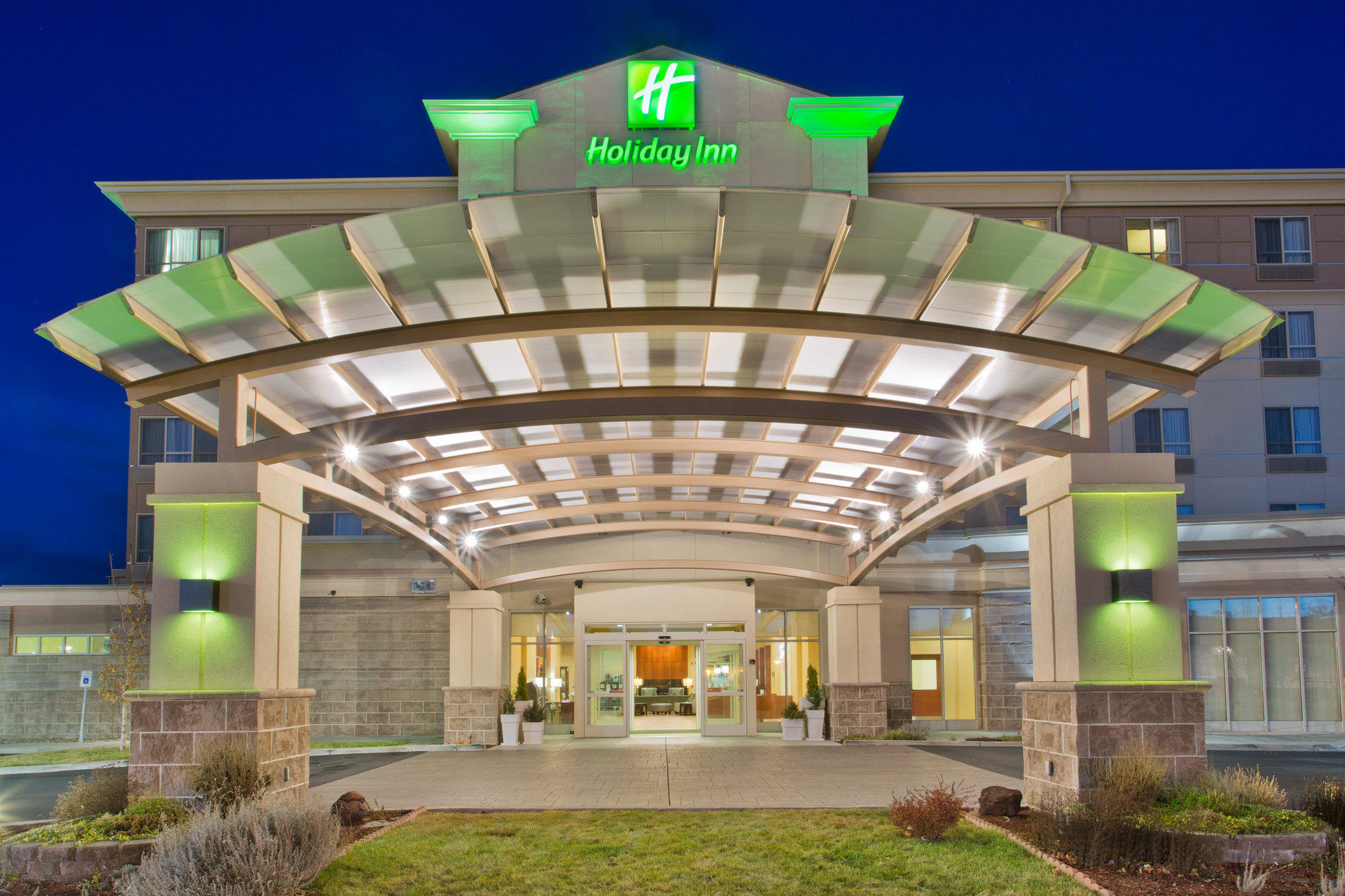 Holiday Inn Yakima Photo