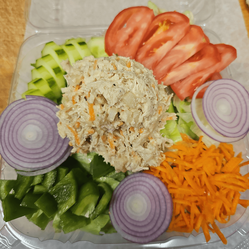 Salad W/ FF Chicken Salad