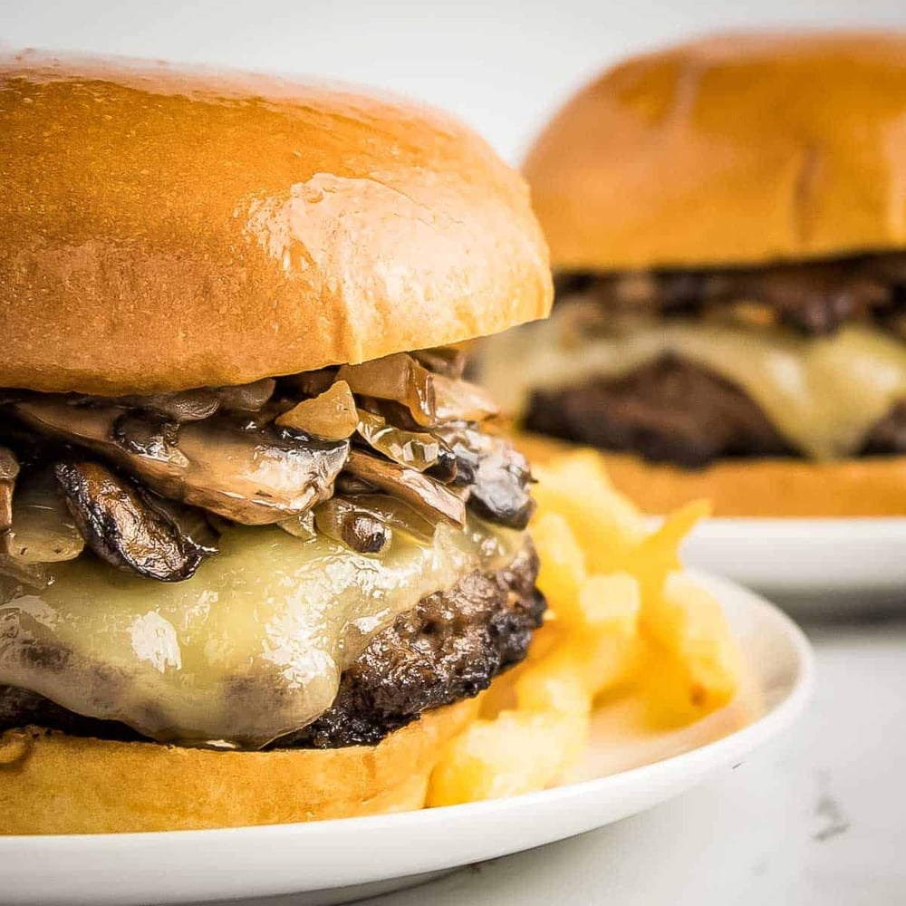 Mushroom Swiss Burger (10.00)