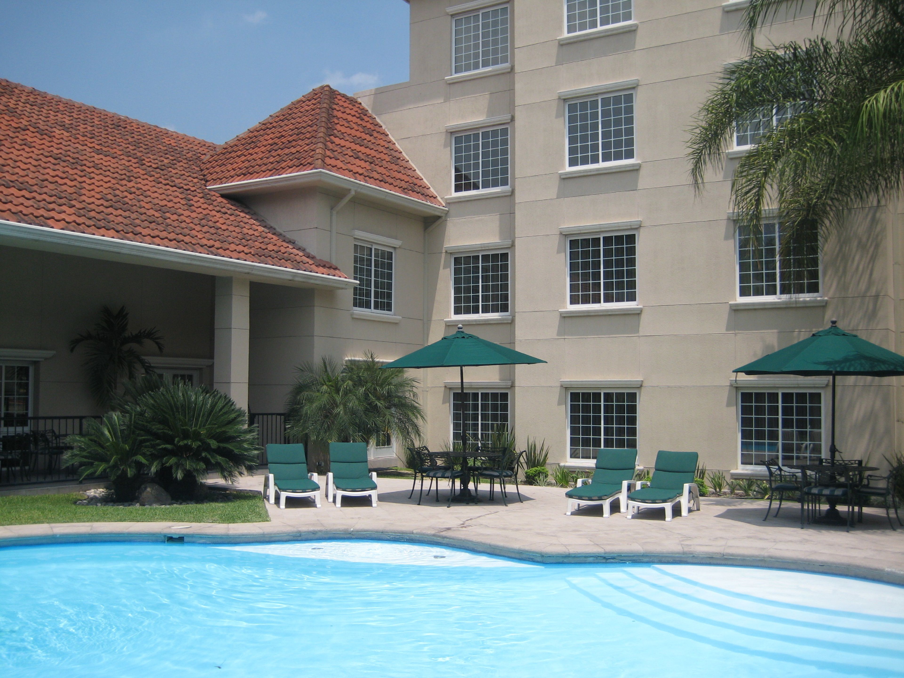 Images Staybridge Suites Monterrey - San Pedro
