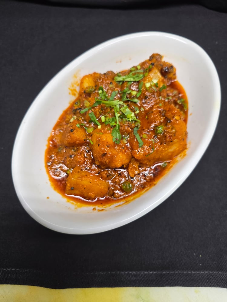 Aloo Gobi (V)