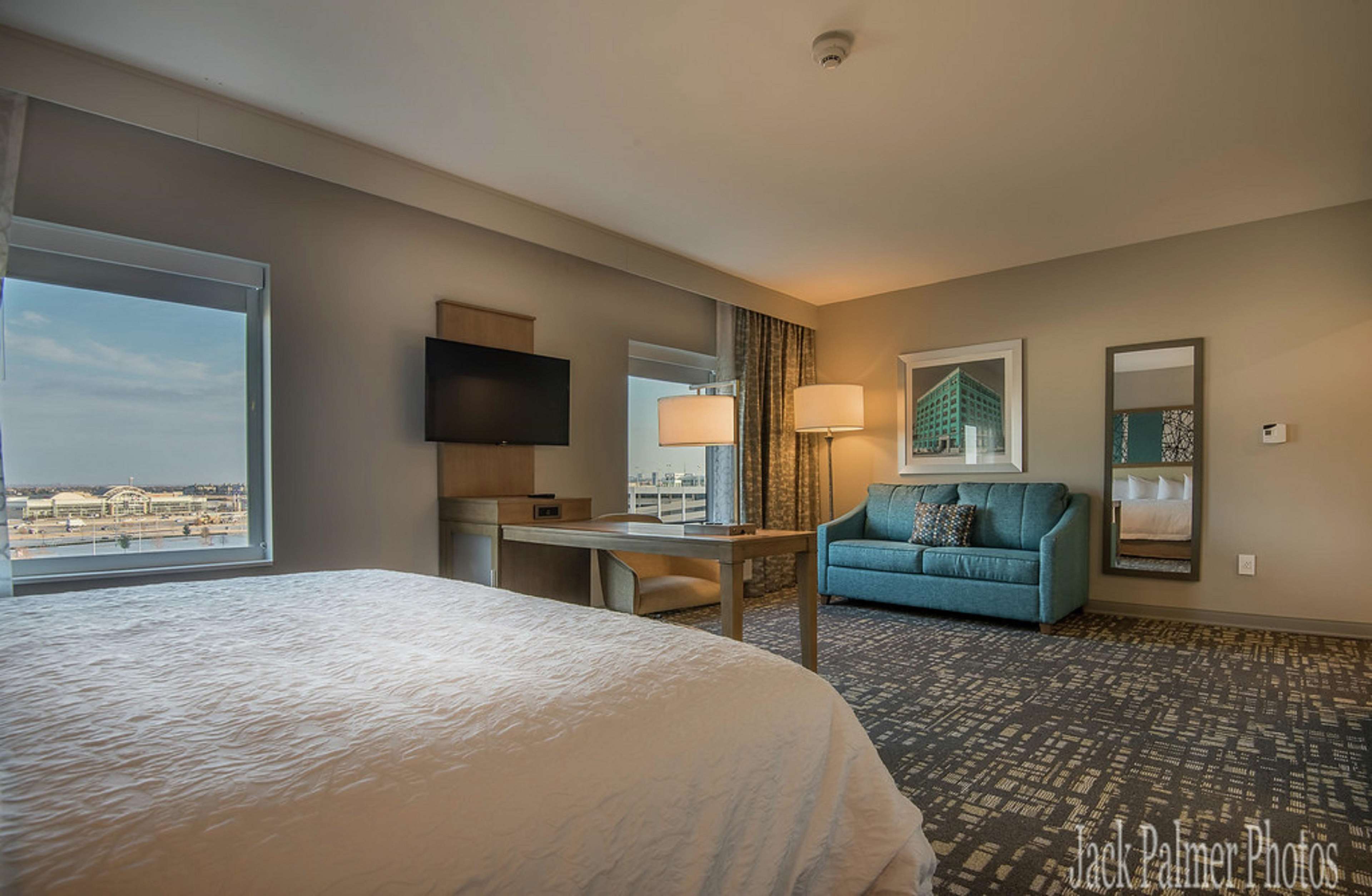 Hampton Inn & Suites Dallas-The Colony, TX Photo