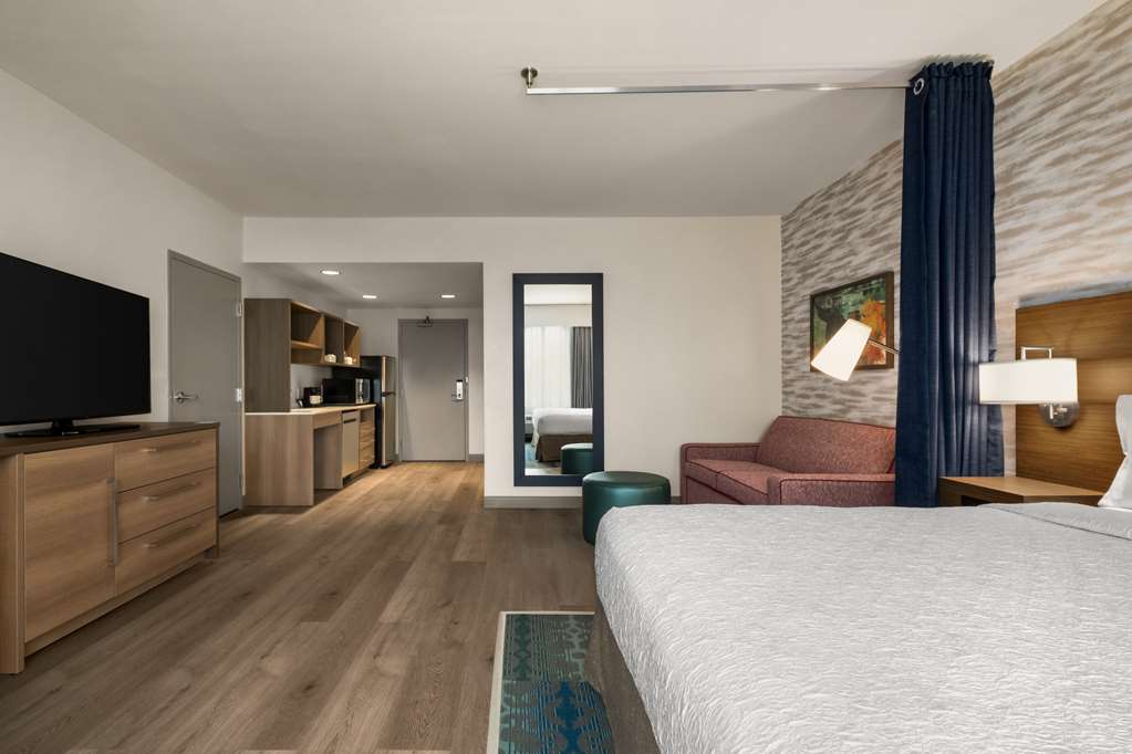 Home2 Suites by Hilton Austin East Side 5th Street Image