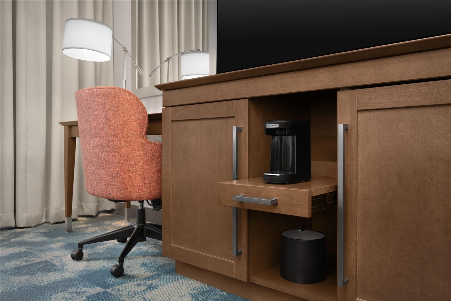 Hampton Inn & Suites Baltimore North/Timonium Image