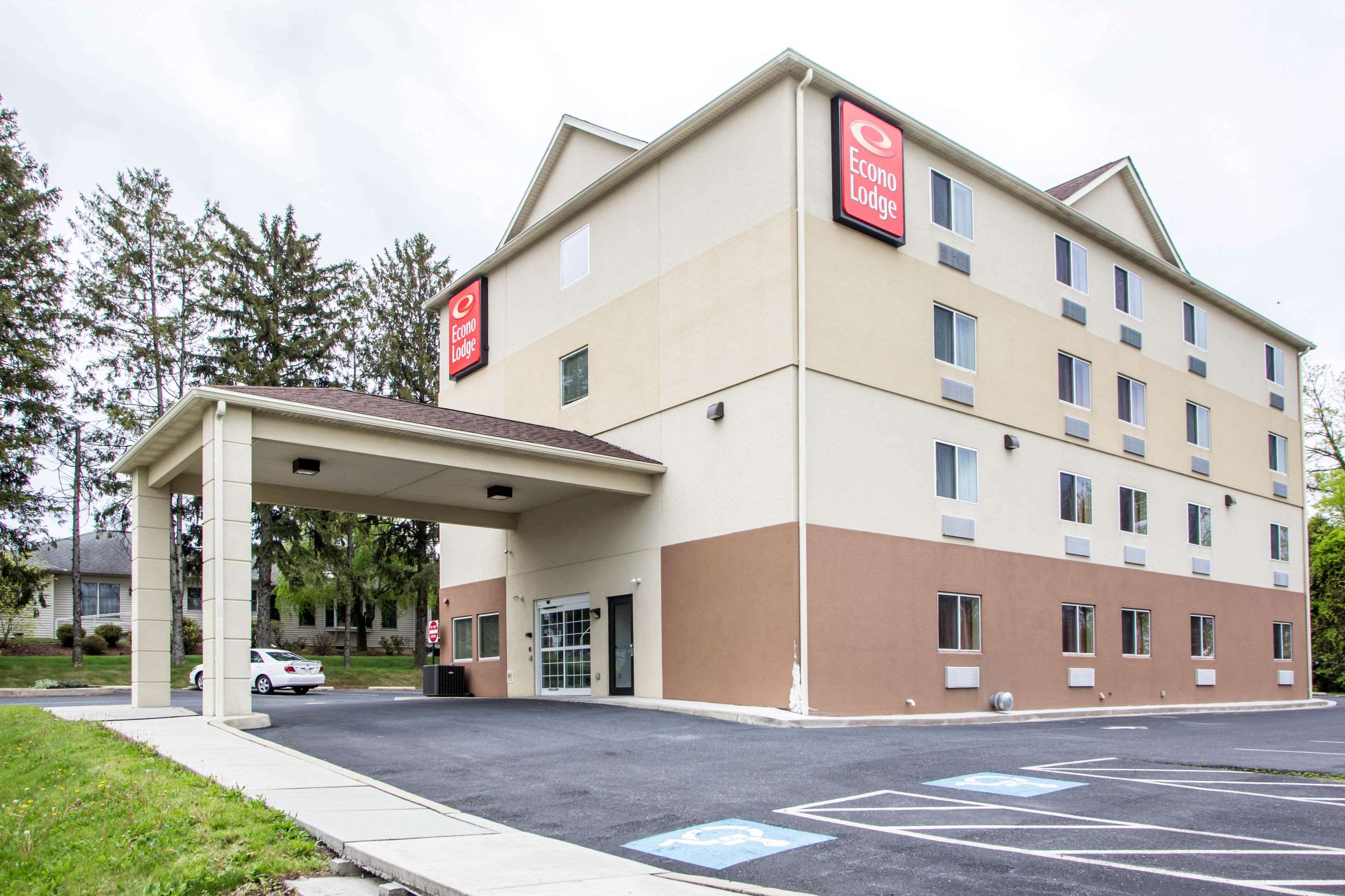 Econo Lodge Harrisburg - Hershey Photo