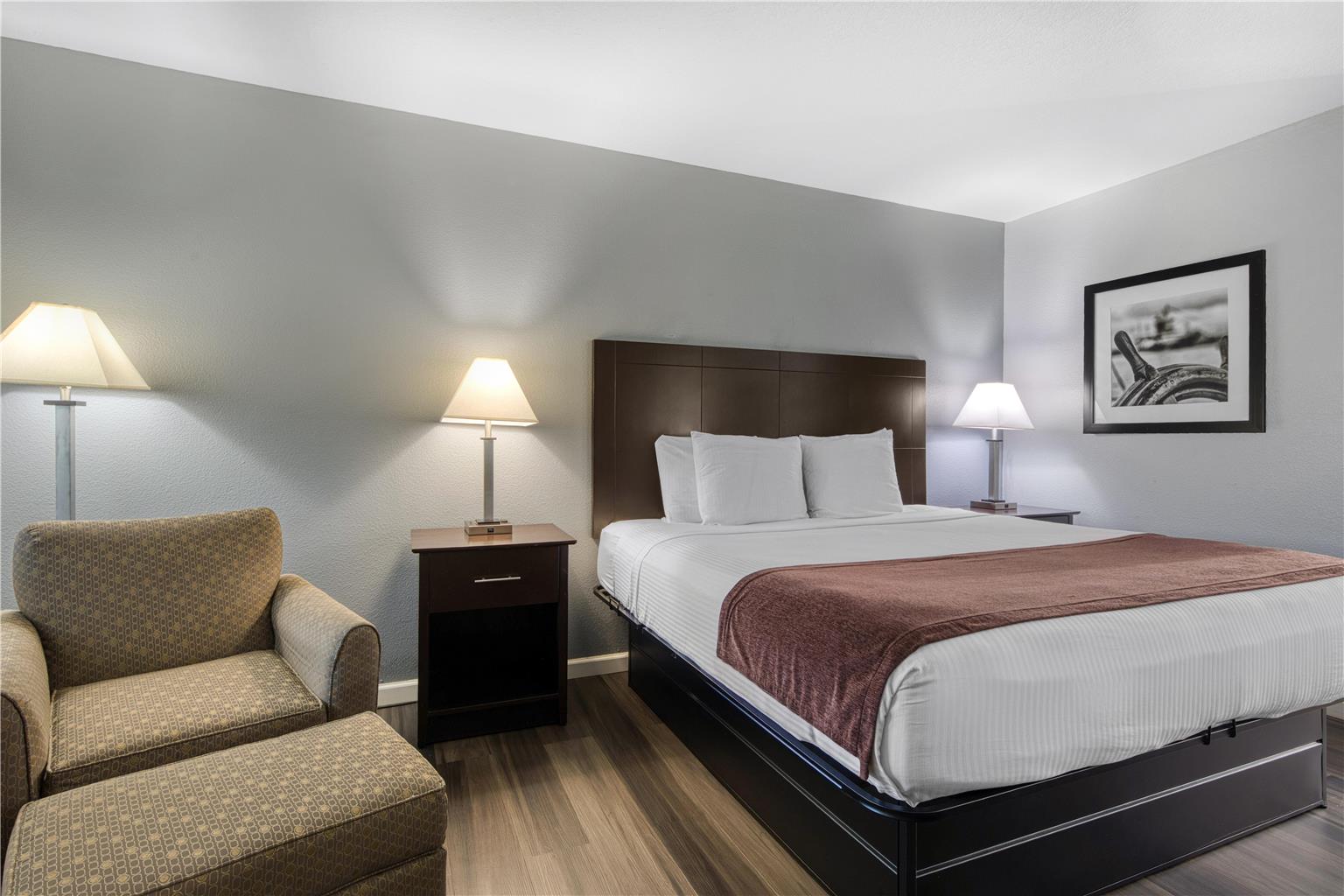 Best Western Lake Conroe Inn Image