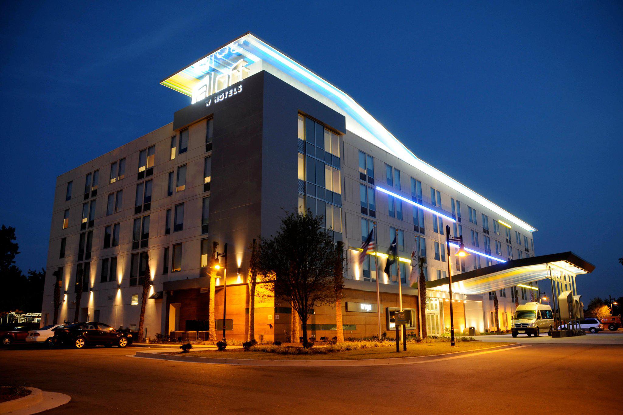 Aloft Charleston Airport & Convention Center Photo