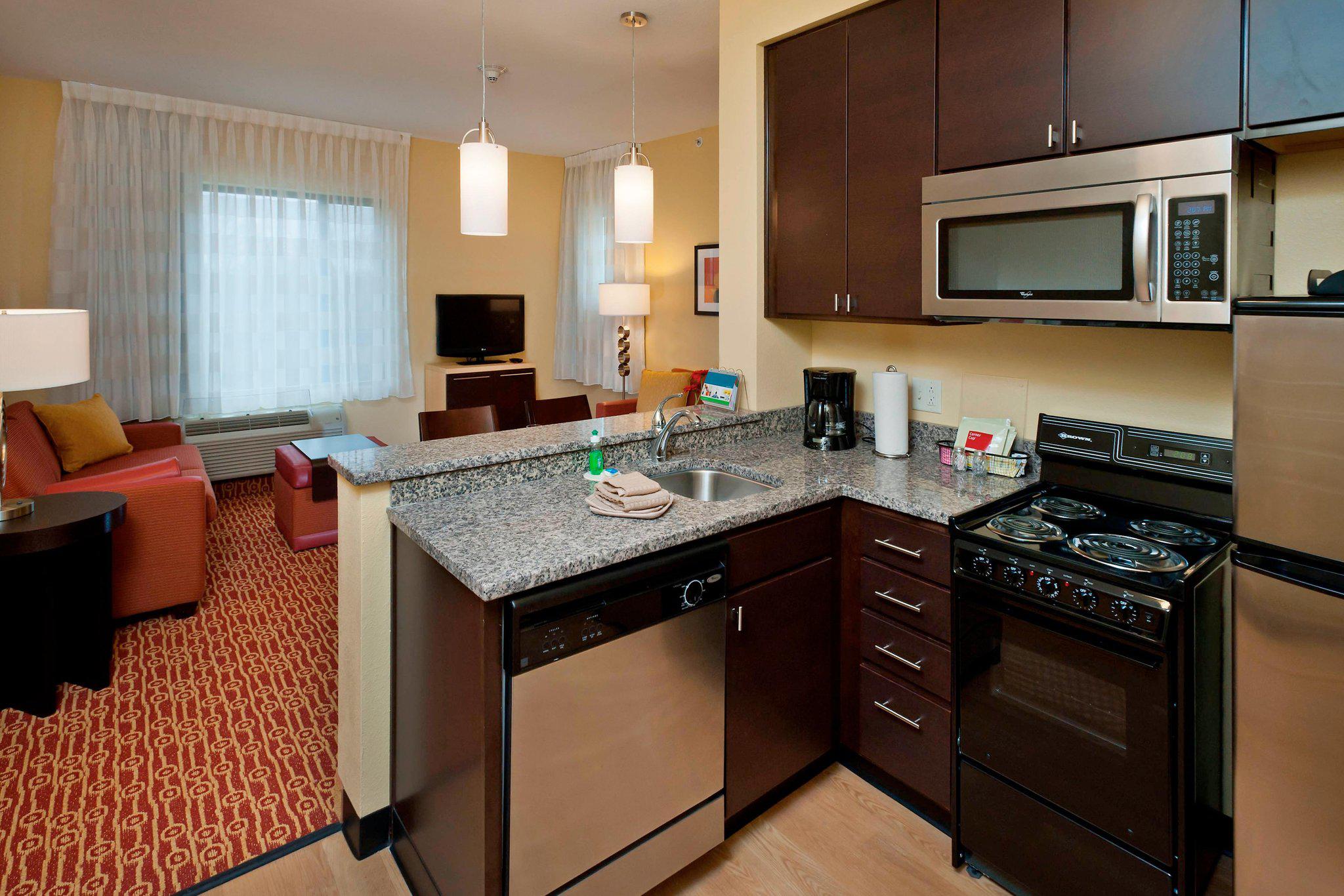 TownePlace Suites by Marriott Nashville Airport Photo