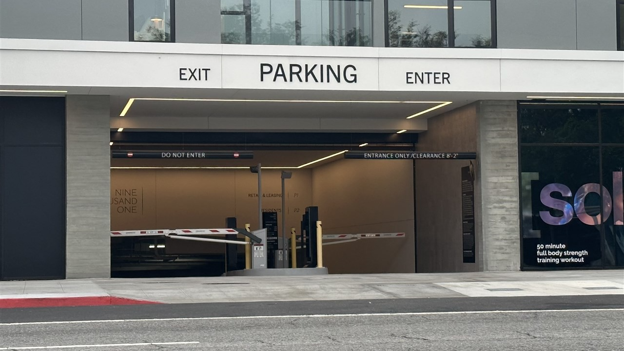 LAZ Parking - 9001 Santa Monica