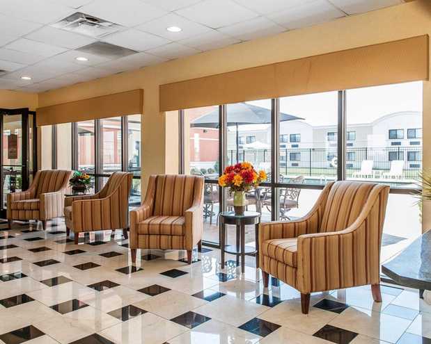 Images Quality Inn & Suites