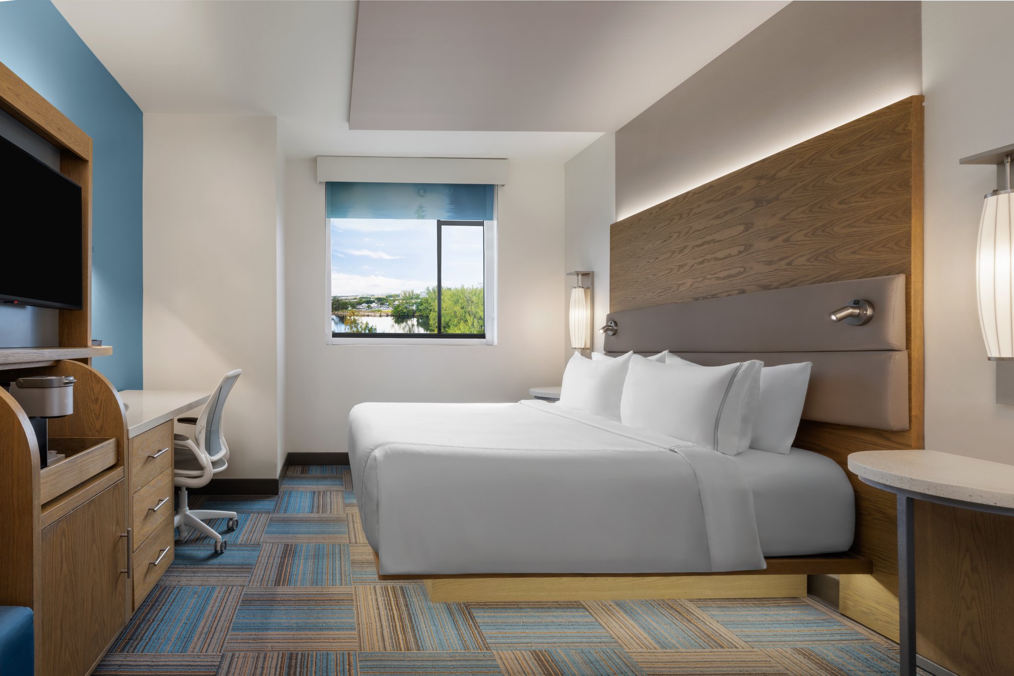 EVEN Hotel Miami - Airport by IHG Image