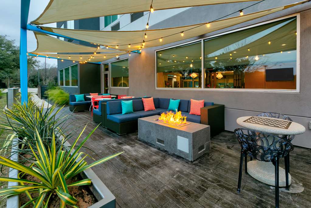 Tru by Hilton Austin NW Arboretum Image