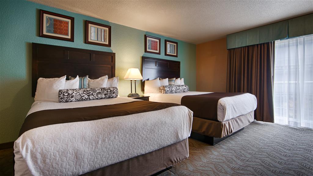 Best Western Plus Bayshore Inn Image