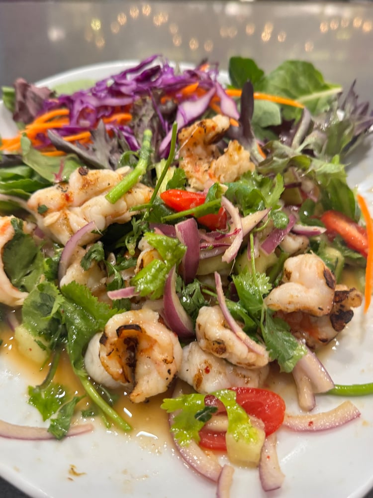 Grilled Shrimp Salad