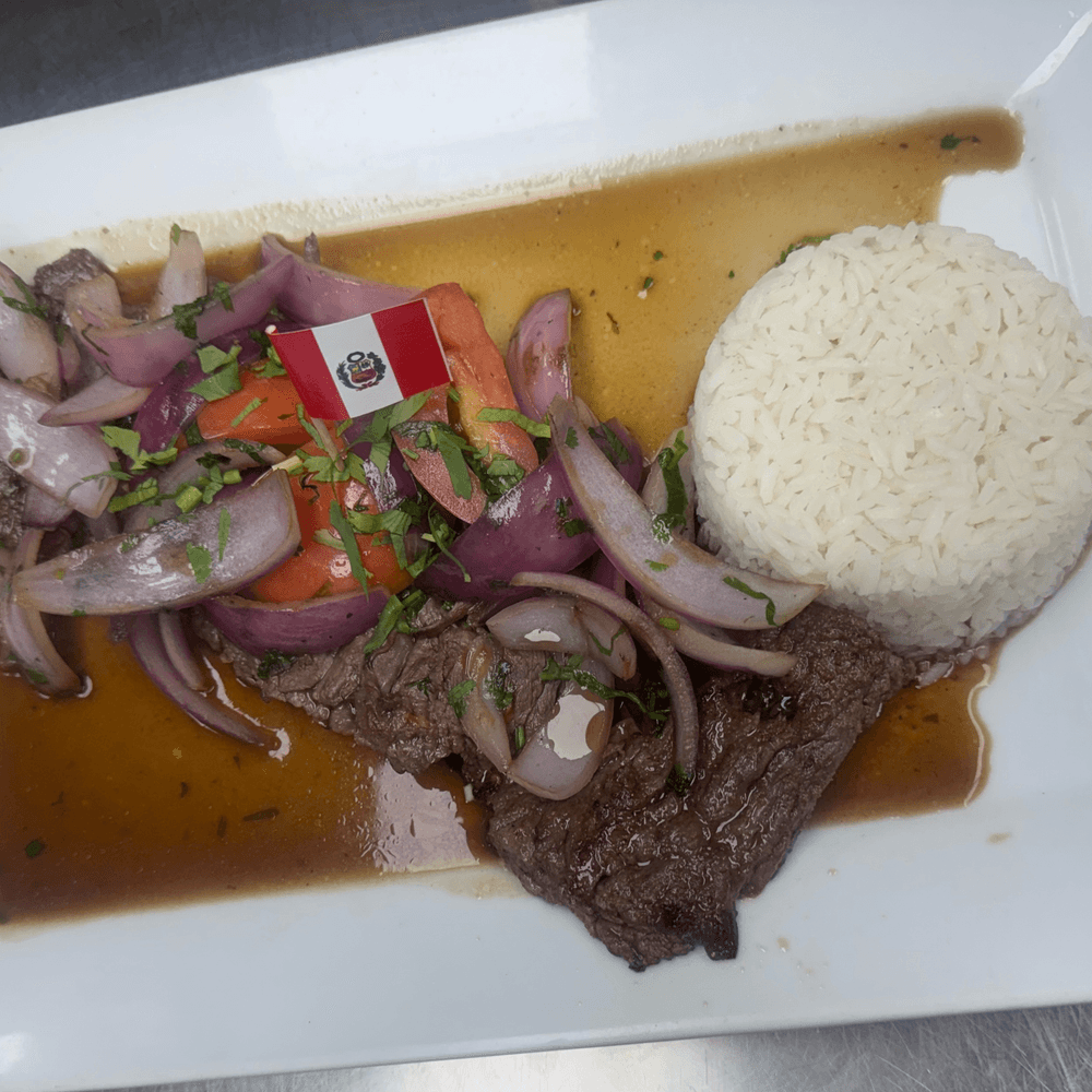 Bistec Encebollado