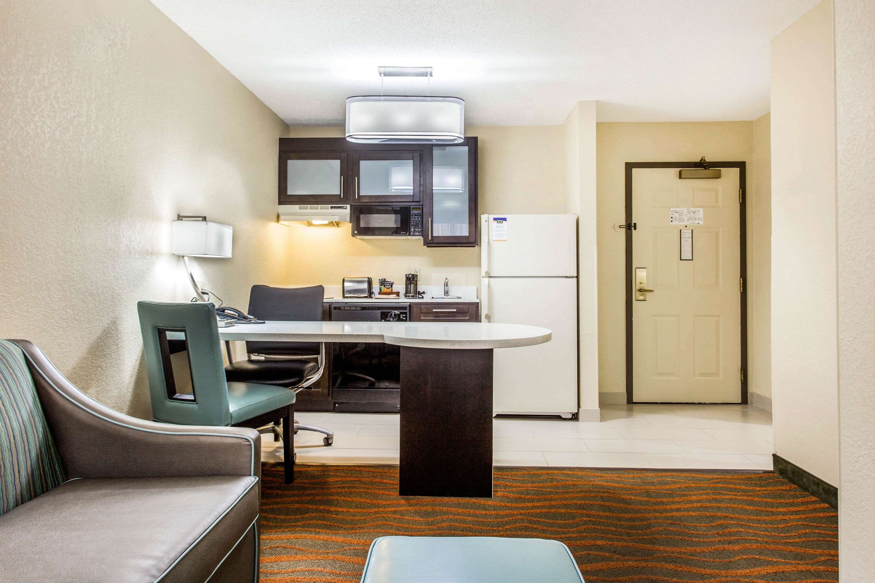 Mainstay Suites Greenville Airport Photo