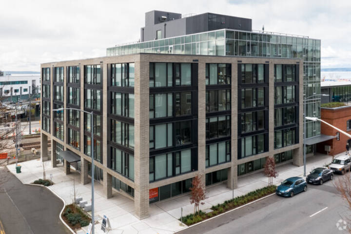 10 Clay Apartments Image