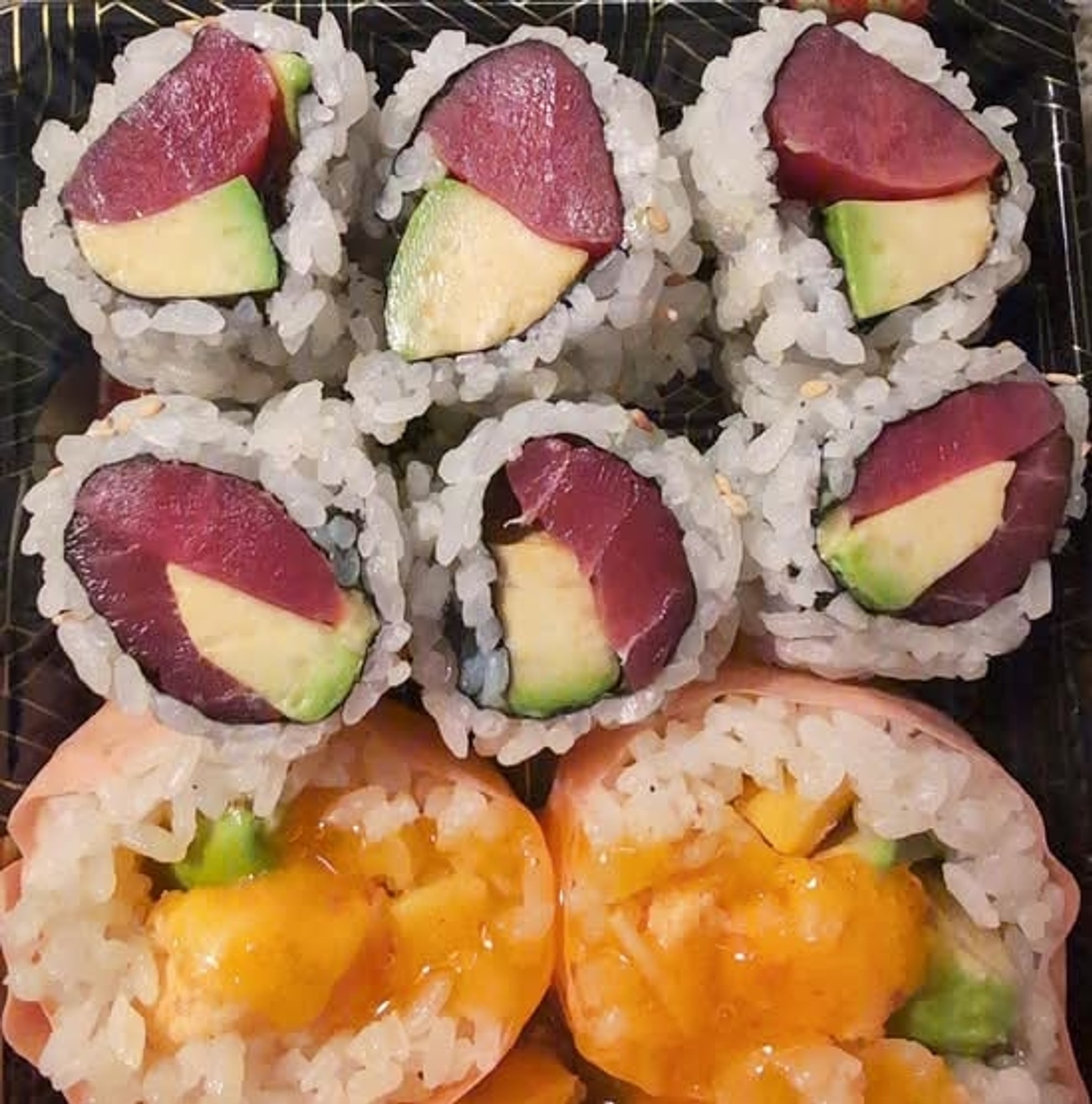 Tuna Avocado Roll