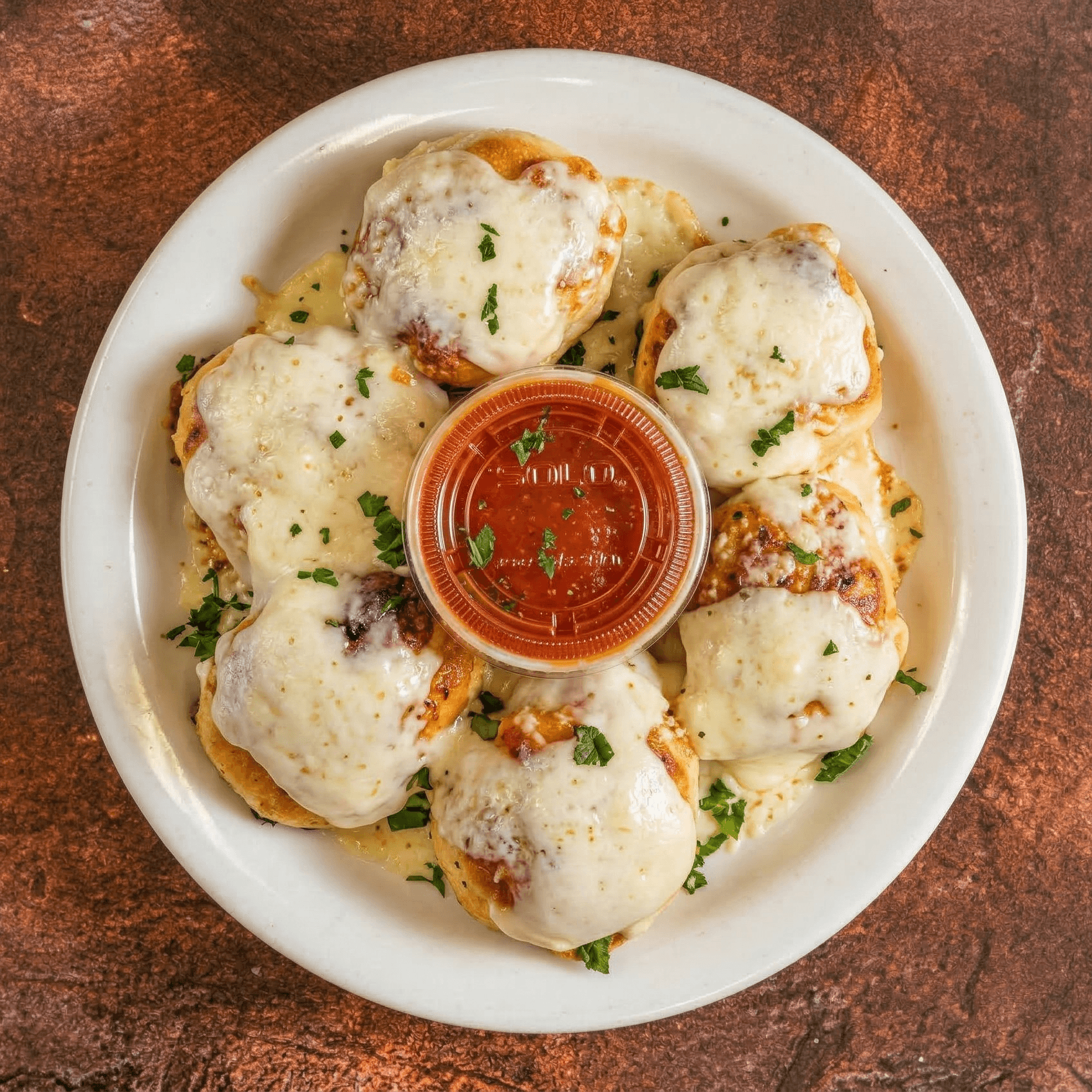 Garlic Knots with Cheese