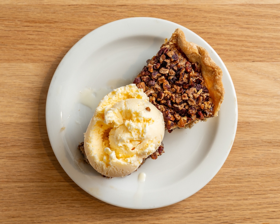 Pecan Pie a la Mode