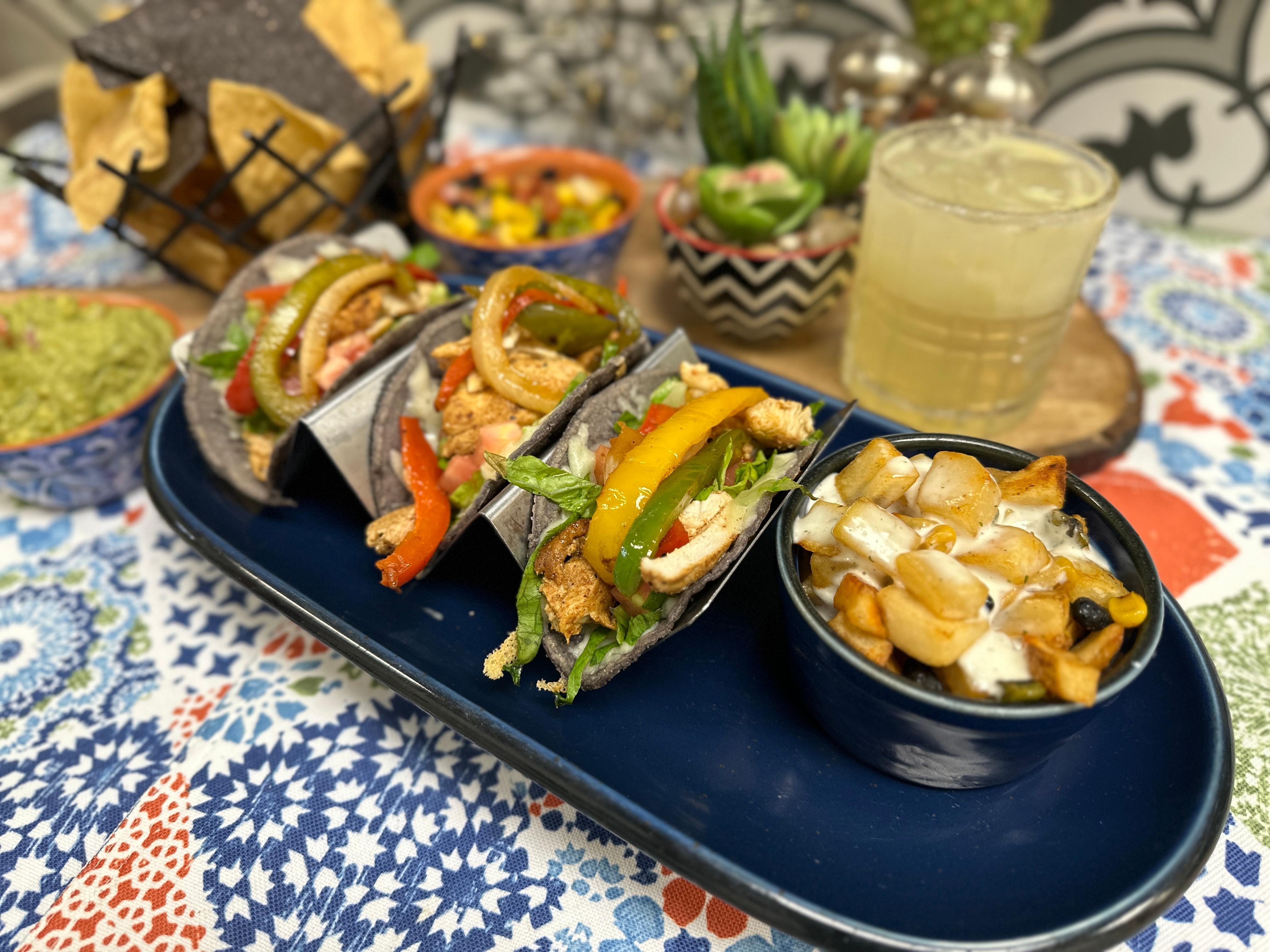 CHICKEN FAJITA TACOS