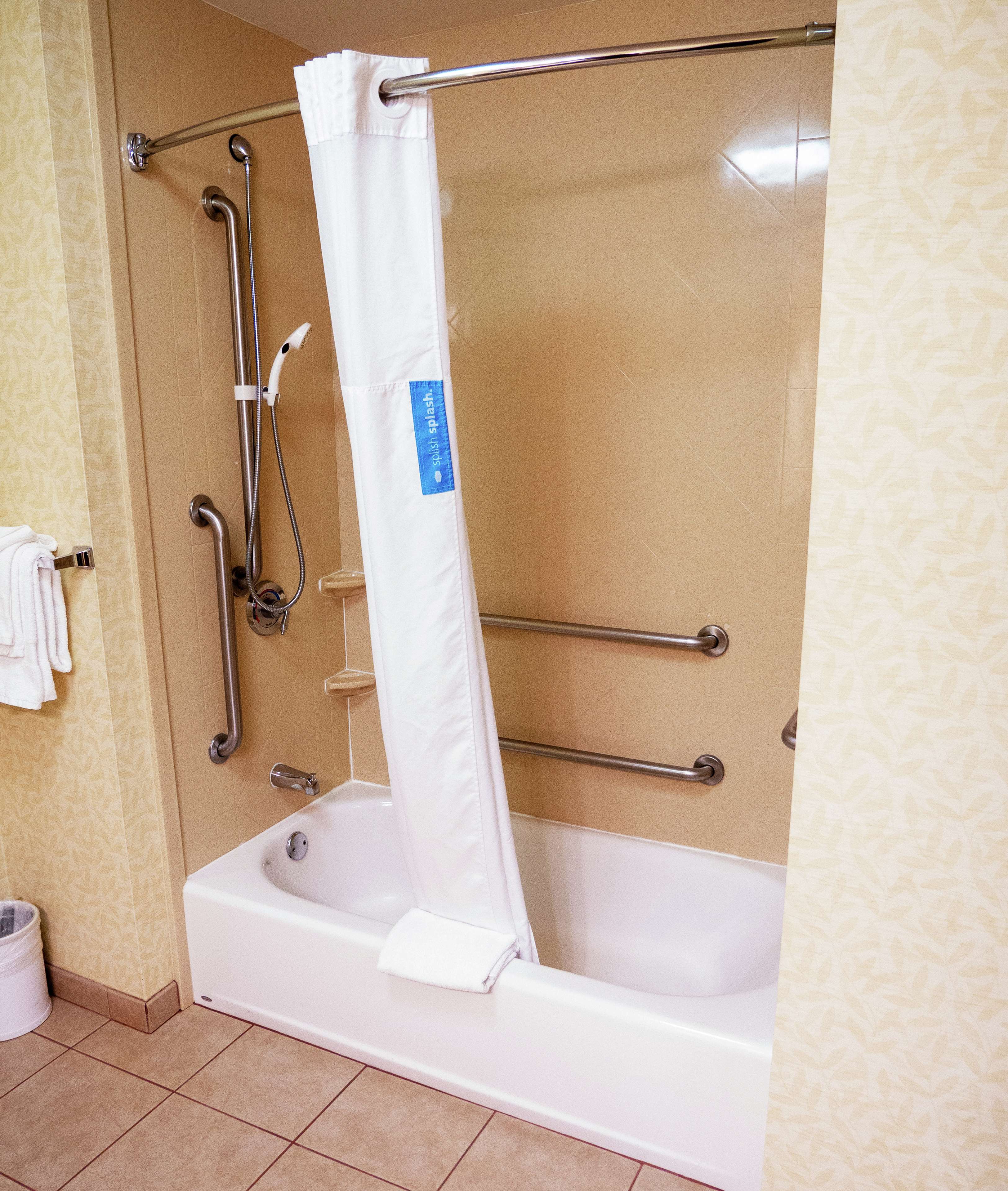 Hampton Inn Norco-Corona-Eastvale Photo